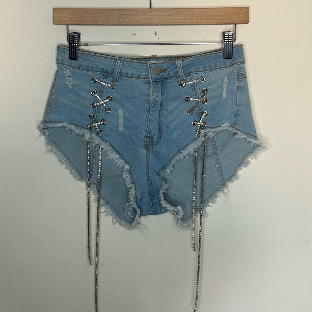 Hot&Delicious Women's Blue Denim Shorts Size M